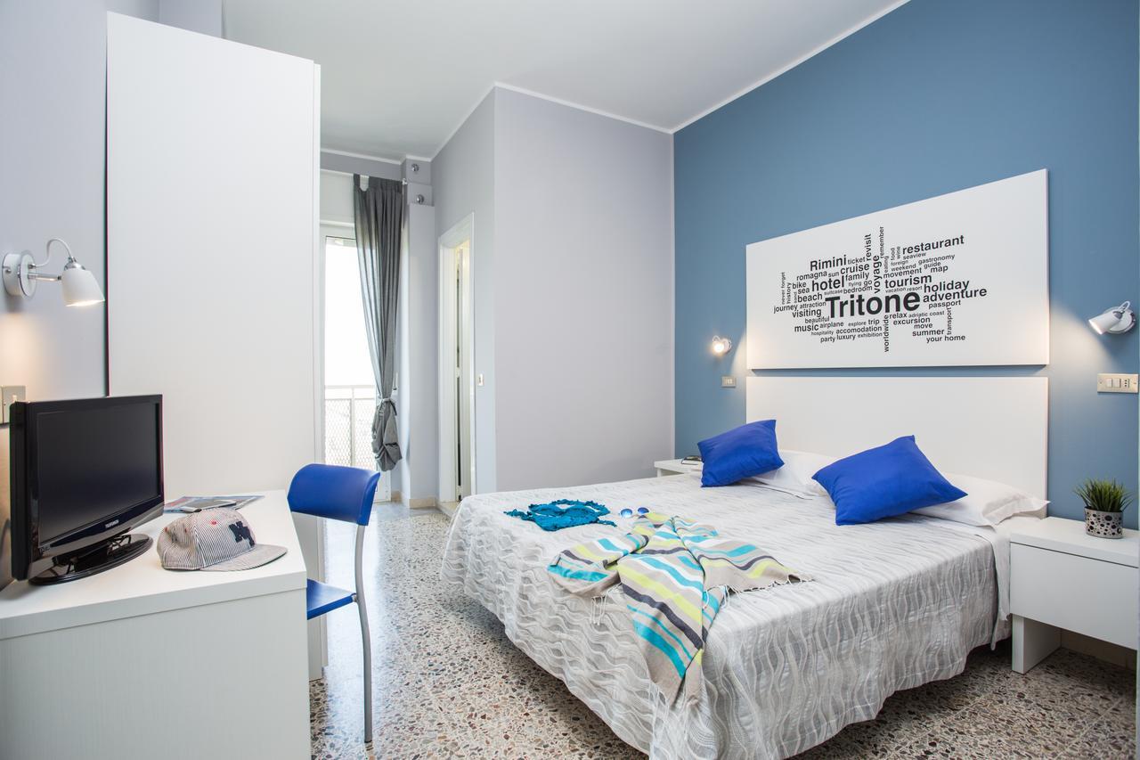 Hotel Tritone ริมินี ภายนอก รูปภาพ