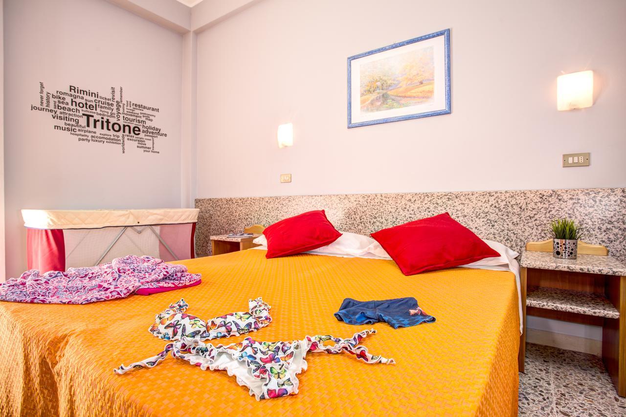 Hotel Tritone ริมินี ภายนอก รูปภาพ